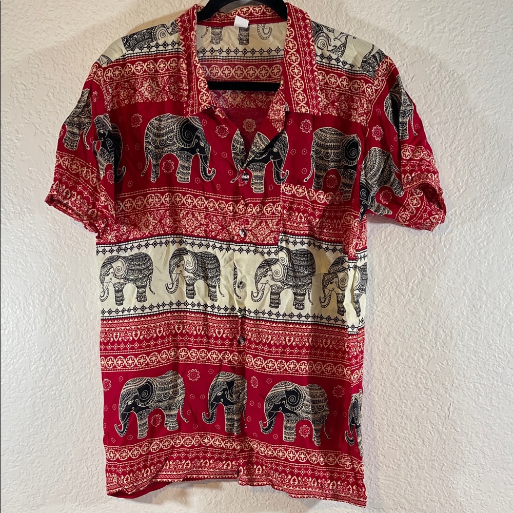 Elephant Short Sleeve Button Shirt Red Made In Thailand Size Large - Picture 1 of 7